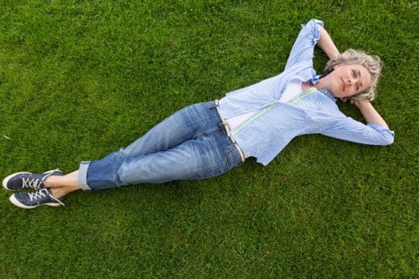 6 Ways to Help You Relax Through IVF Treatments